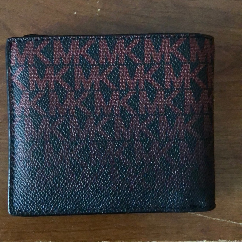 Michael Kors Monogram Wallet